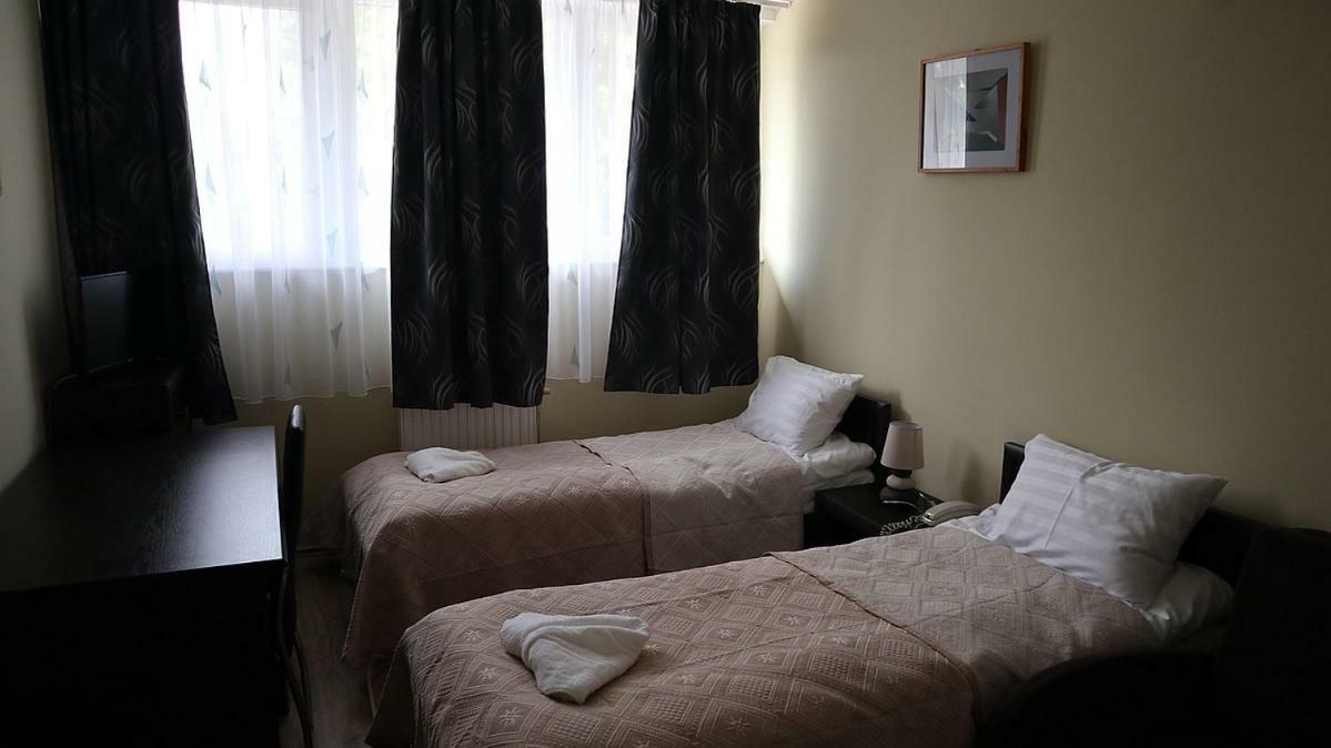 Szlovak Panzio Hotel Bekescsaba Bagian luar foto