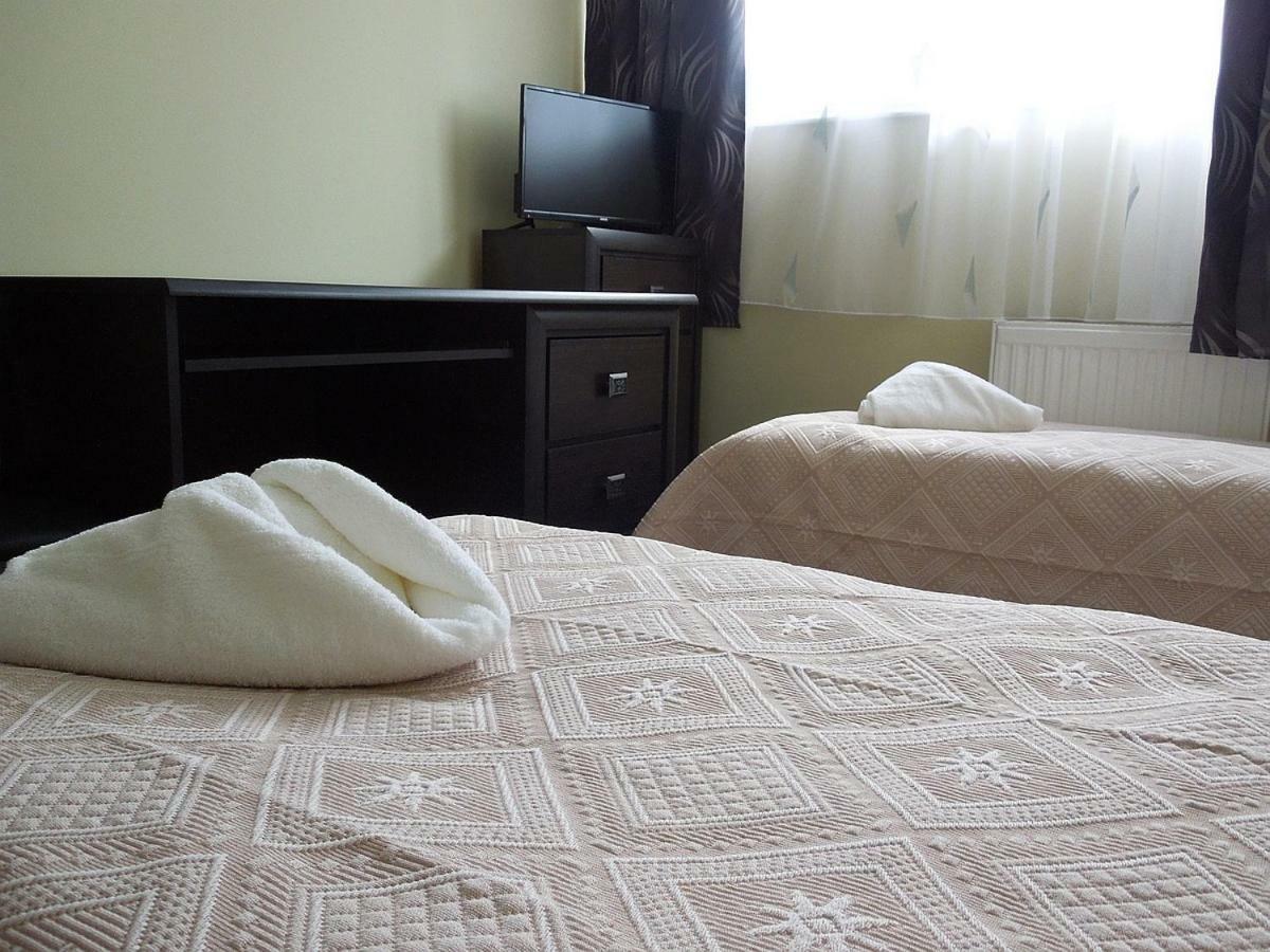 Szlovak Panzio Hotel Bekescsaba Bagian luar foto